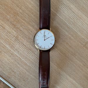 Daniel Wellington wristwatch